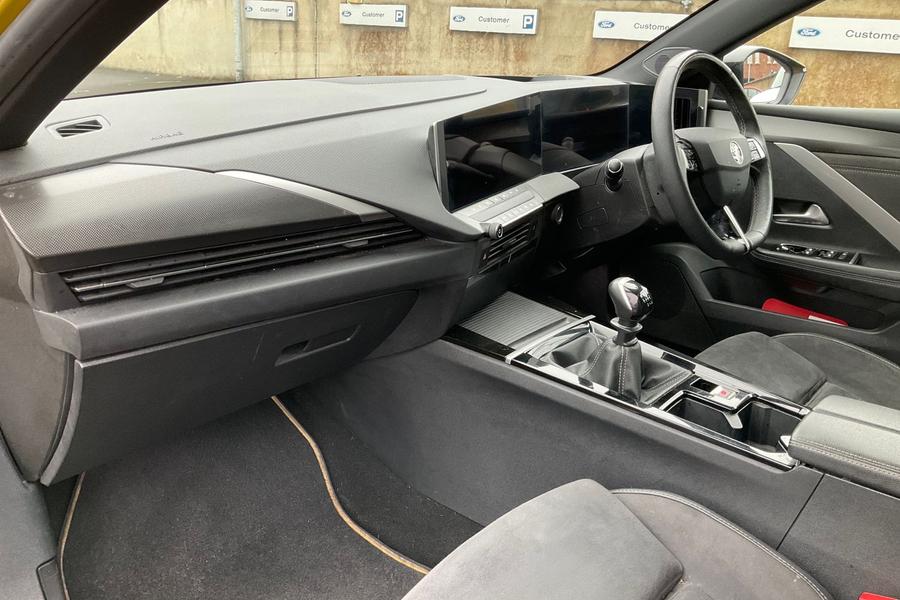 Vauxhall ASTRA Photo autoimg-387c2b3b9d03bf2d36ebd56a75ae4e172bdf5a22.jpg