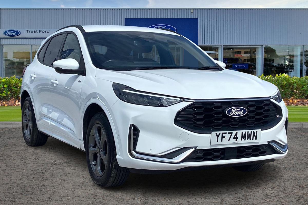 Ford Kuga listing photo