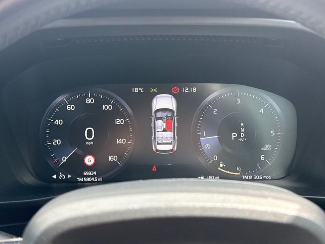 VOLVO Xc40 Photo 15