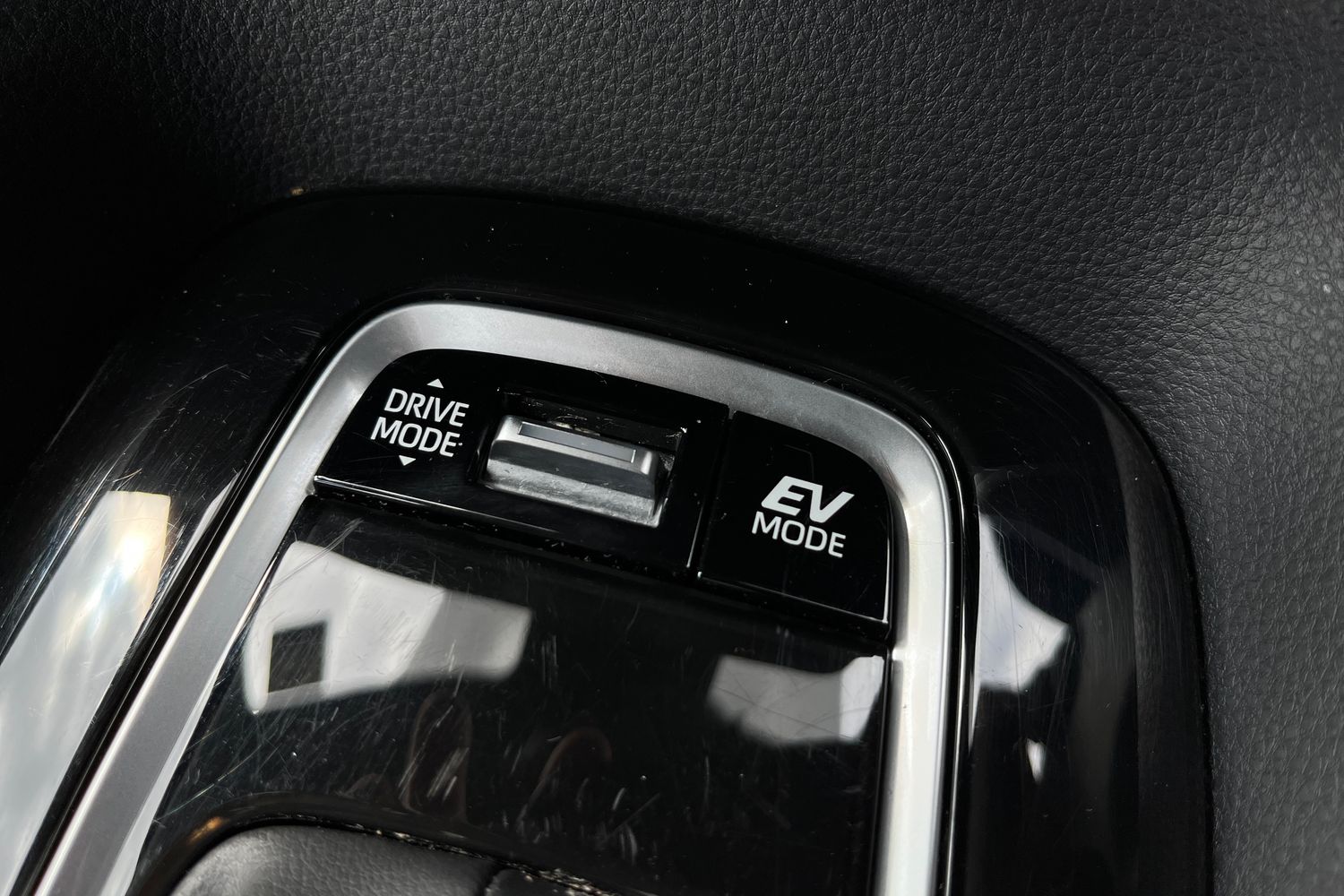 Suzuki Swace Photo 30