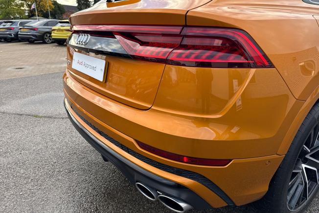 Audi SQ8 Photo 28