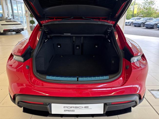 PORSCHE Taycan Photo 19