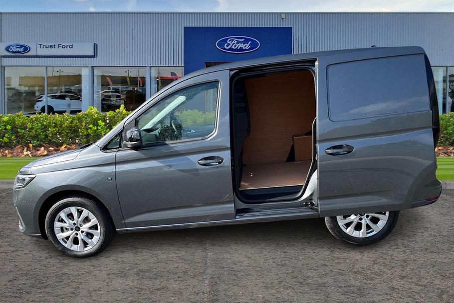 Used FORD TRANSIT CONNECT YF25BKZ 5