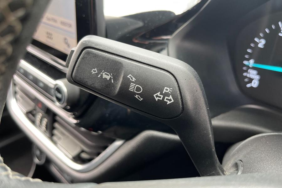 Ford FIESTA Photo autoimg-388920e7593de8b830a4663c37416a8cb4bdda50.jpg