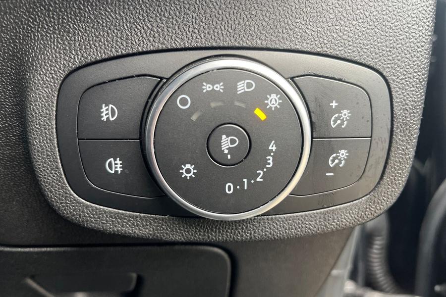 Ford Fiesta Photo autoimg-38895f12148e71e0937b9f971b44311d50f32ff4.jpg