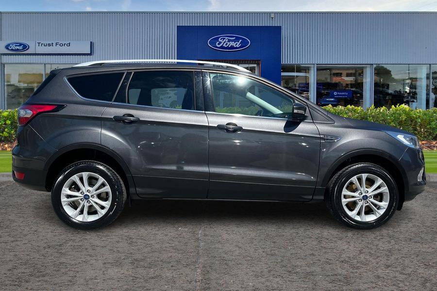 Ford KUGA Photo autoimg-3892a428e8f3d79b0742833ec32a3cfbedf45a7c.jpg