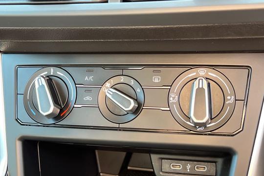 Volkswagen Polo Photo autoimg-38949989f6af9548749b48886357fae9348f1d37.jpg