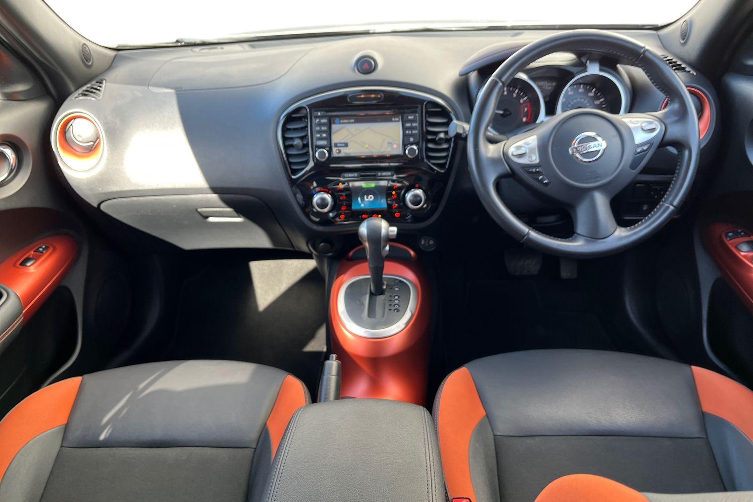 Nissan JUKE Photo 9