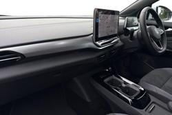 VOLKSWAGEN ID.4 Photo 2