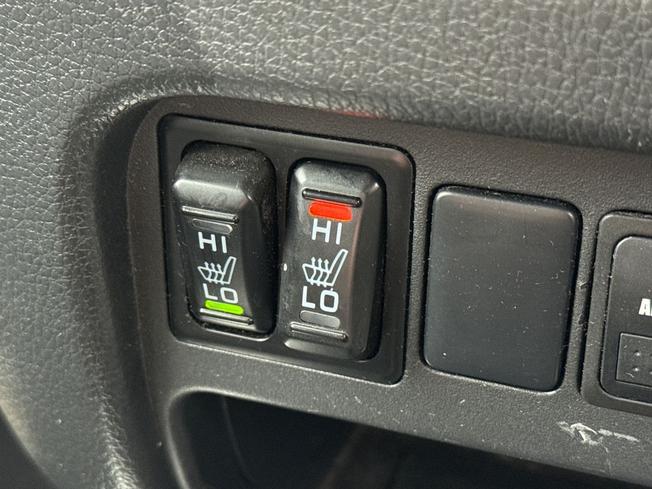 MITSUBISHI L200 Photo 54