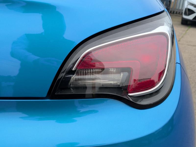 Used Vauxhall ADAM NV18UFK 28