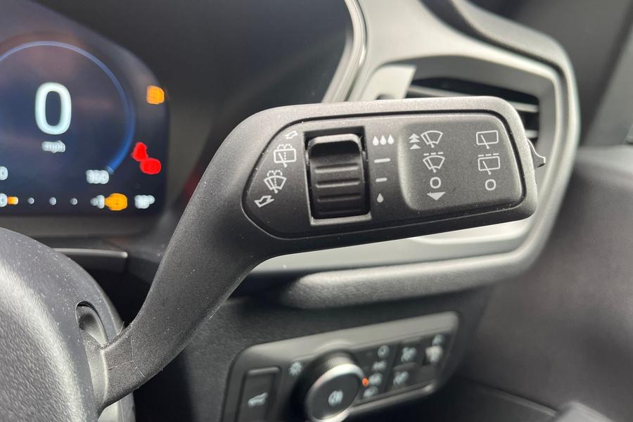 Ford Kuga Photo autoimg-389bb140ec2501dcd4c72633de070e86103aa84d.jpg