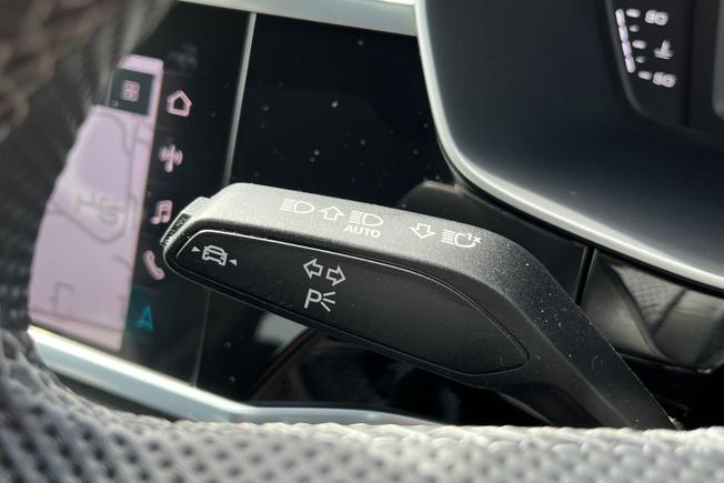 AUDI Q3 Photo 34
