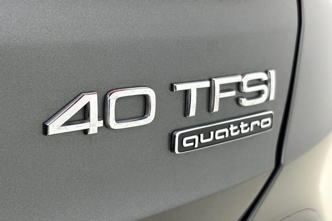 AUDI Q3 Photo 22
