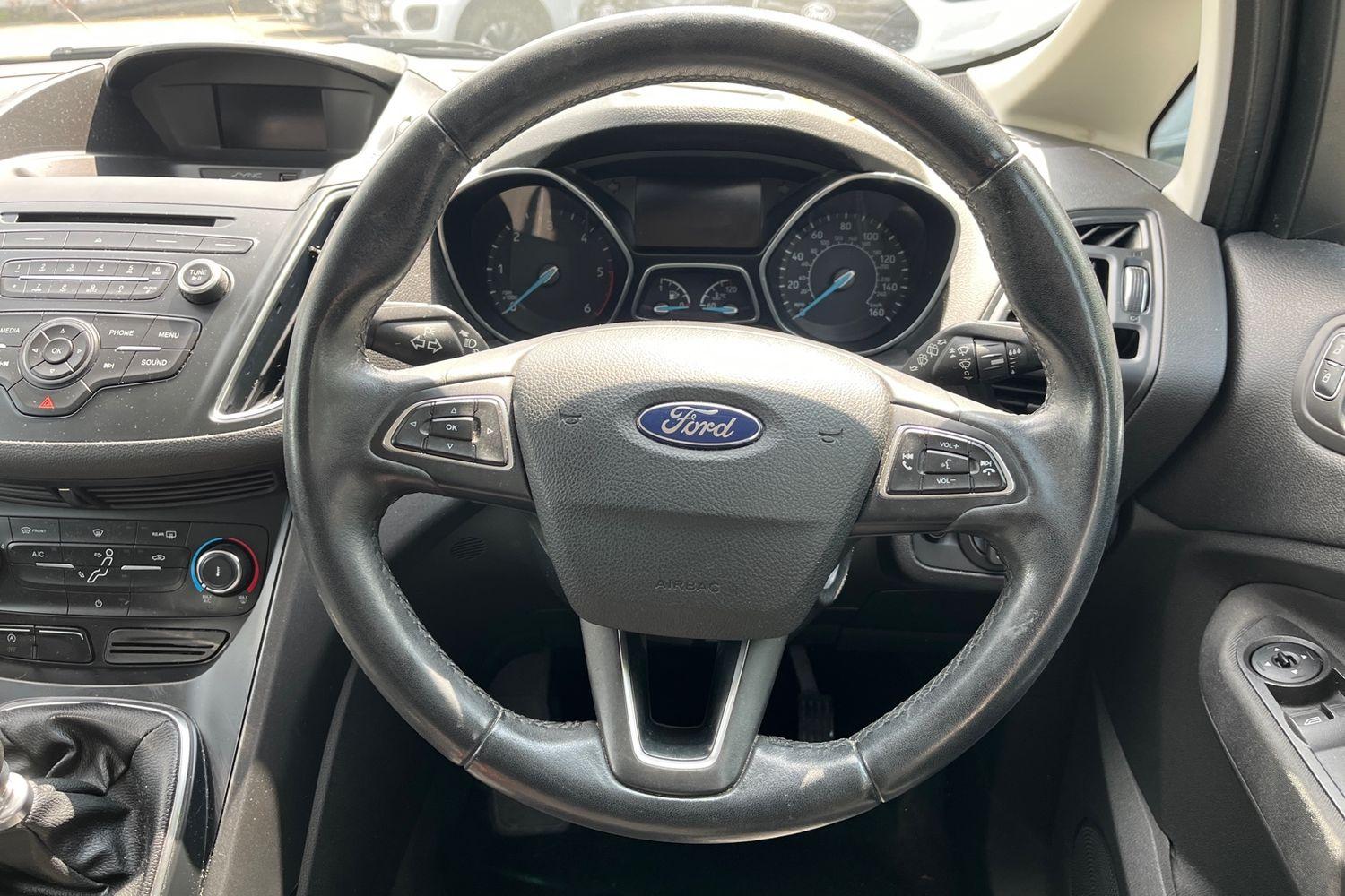 Ford C-MAX Photo 11