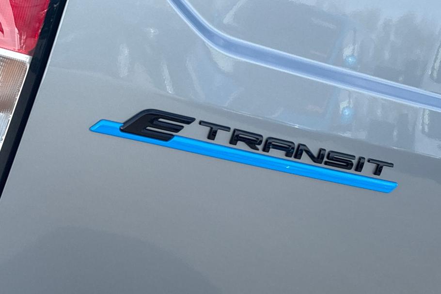 Used FORD E-TRANSIT COURIER CJ75EUM 20