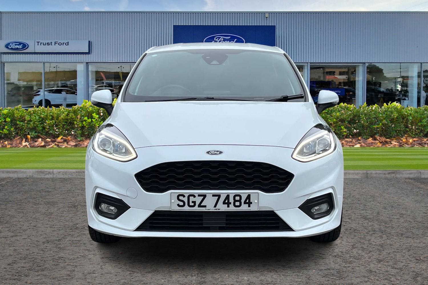Ford FIESTA Photo 5