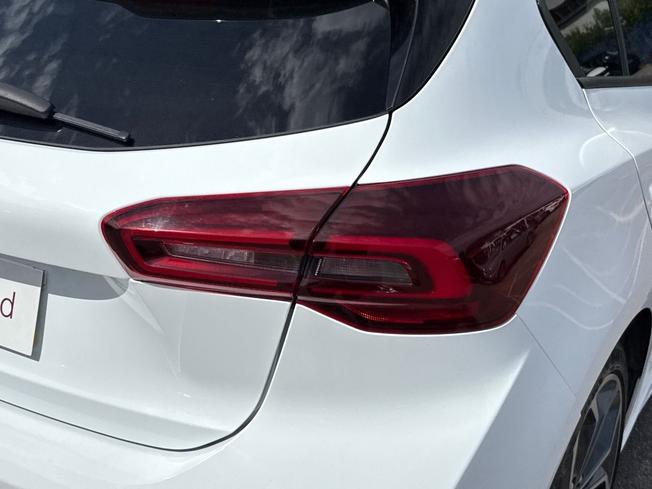 FORD Focus Photo 18