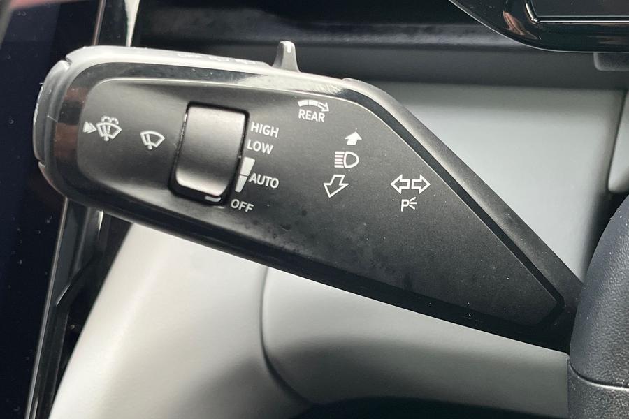Ford EXPLORER Photo autoimg-38ae42c7501b3004c83a6eda59730dab1eb9f010.jpg