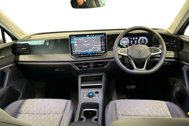VOLKSWAGEN Tiguan Photo 10