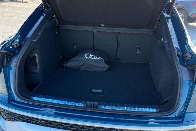 Audi  Q3 Sportback Photo 12