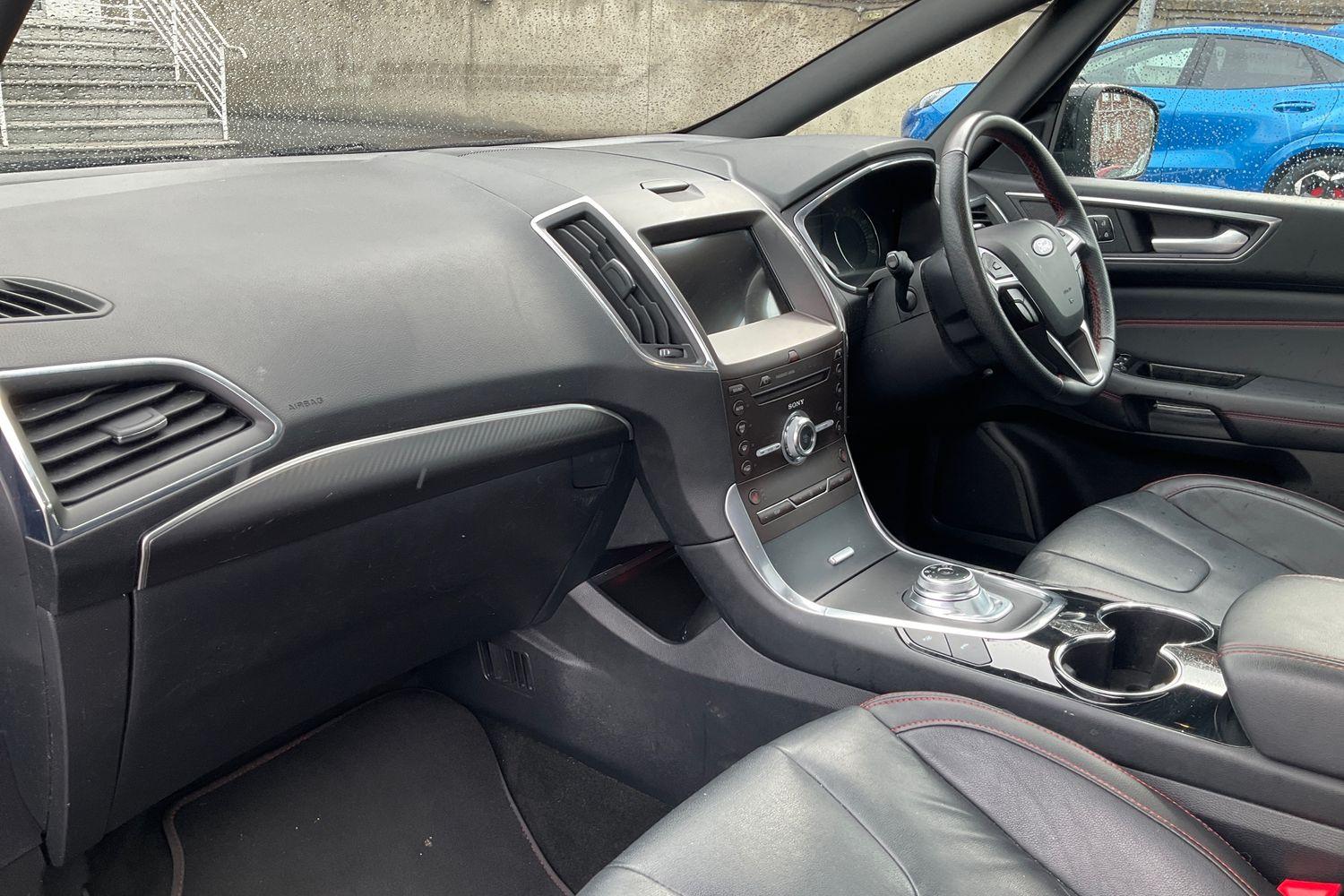 Ford S-Max Photo 17