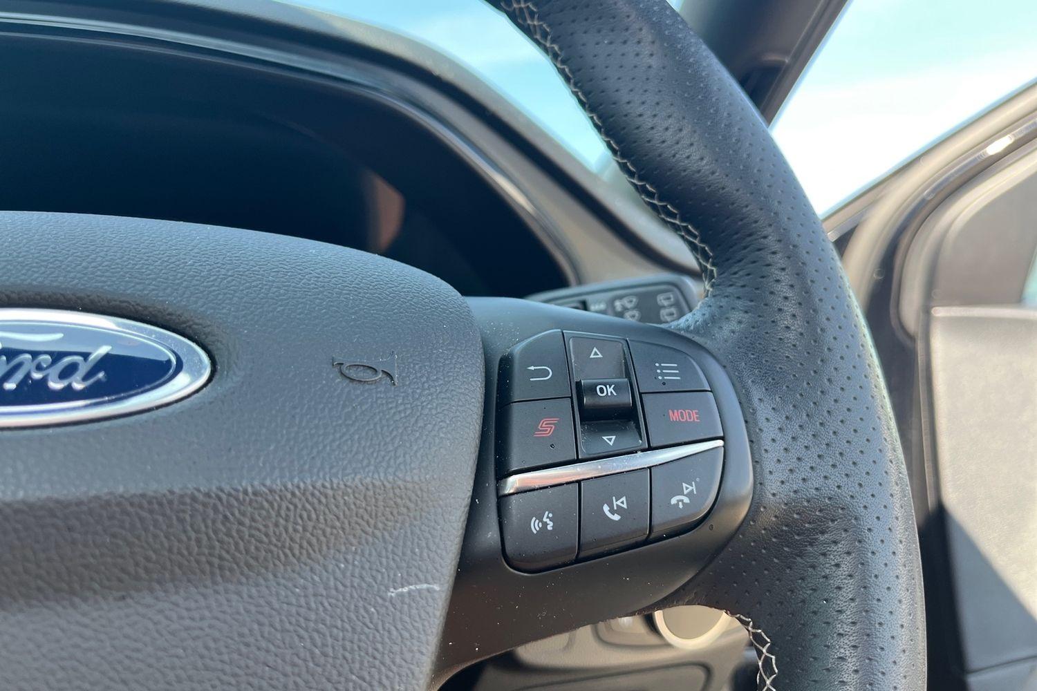 Ford FOCUS Photo 27