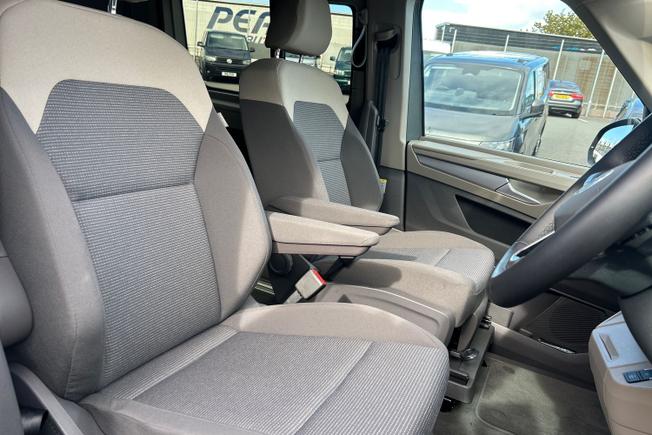 VOLKSWAGEN California Photo 35