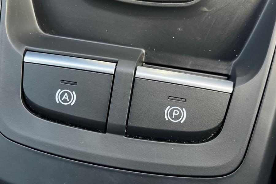 Audi Q2 Photo autoimg-38ba37583d85830c5e3b0870eb33d7ef52611360.jpg