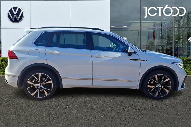 VOLKSWAGEN Tiguan Photo 4