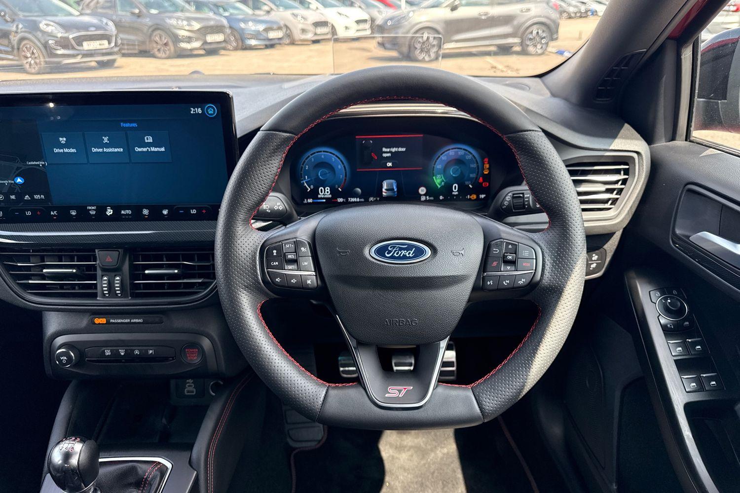 Ford FOCUS Photo 11