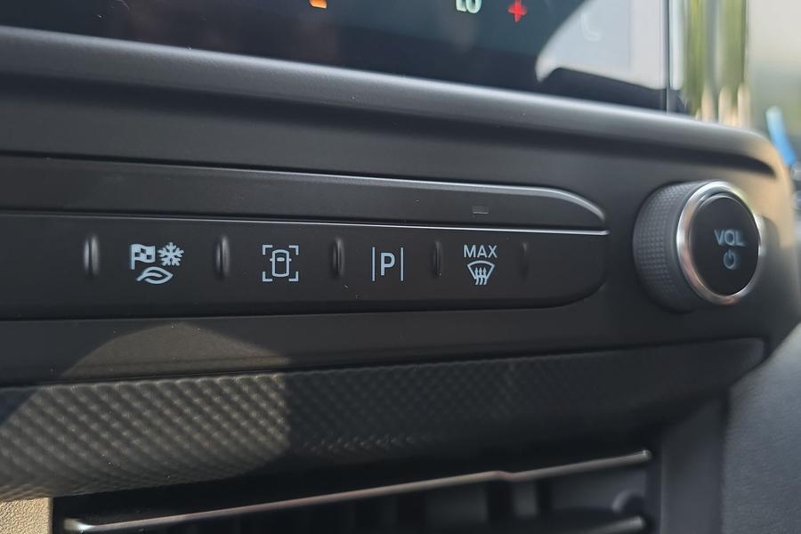 Ford Transit Custom Photo autoimg-38beb0718dca66d441ed98cbf629cd8c5bbc3003.jpg