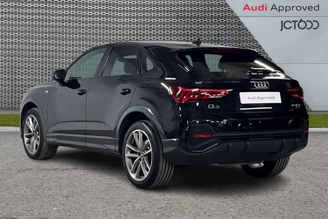 AUDI Q3 Photo 3