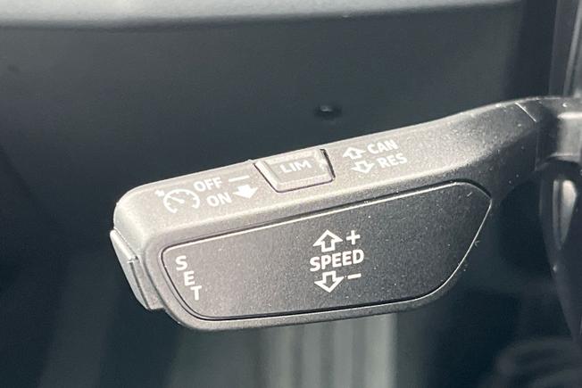 AUDI E-Tron Gt Photo 33