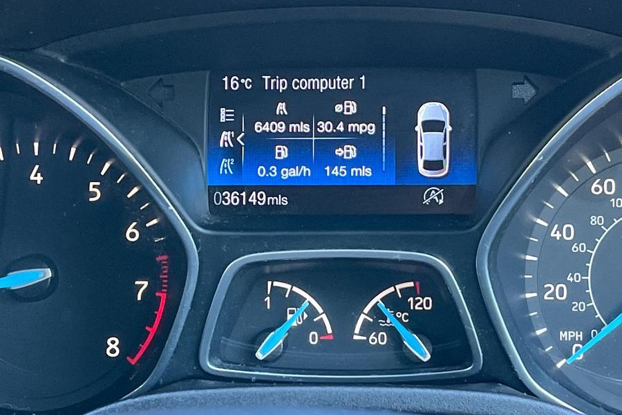 Ford Focus Photo autoimg-38c61e32e766dcd980ae48e88d6d27de2c75c763.jpg