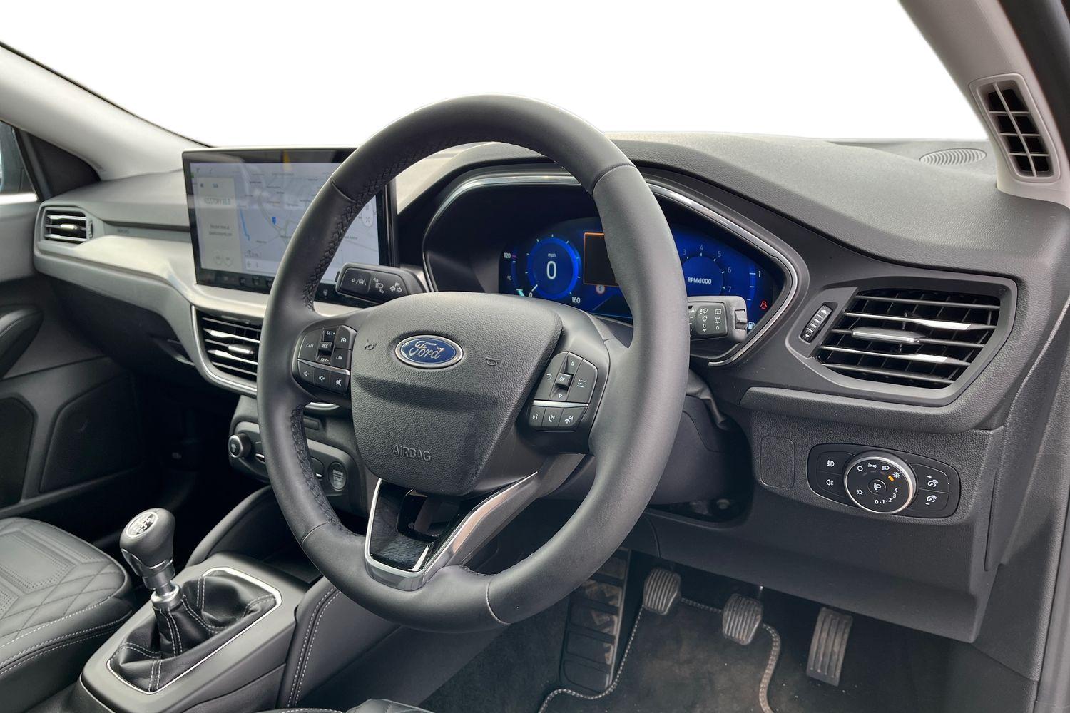Ford Focus Photo 8