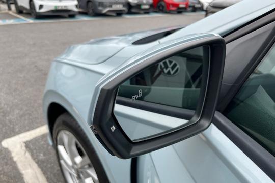 Volkswagen Polo Photo autoimg-38cf91023b5cfd634a06214290de69b207043e4a.jpg