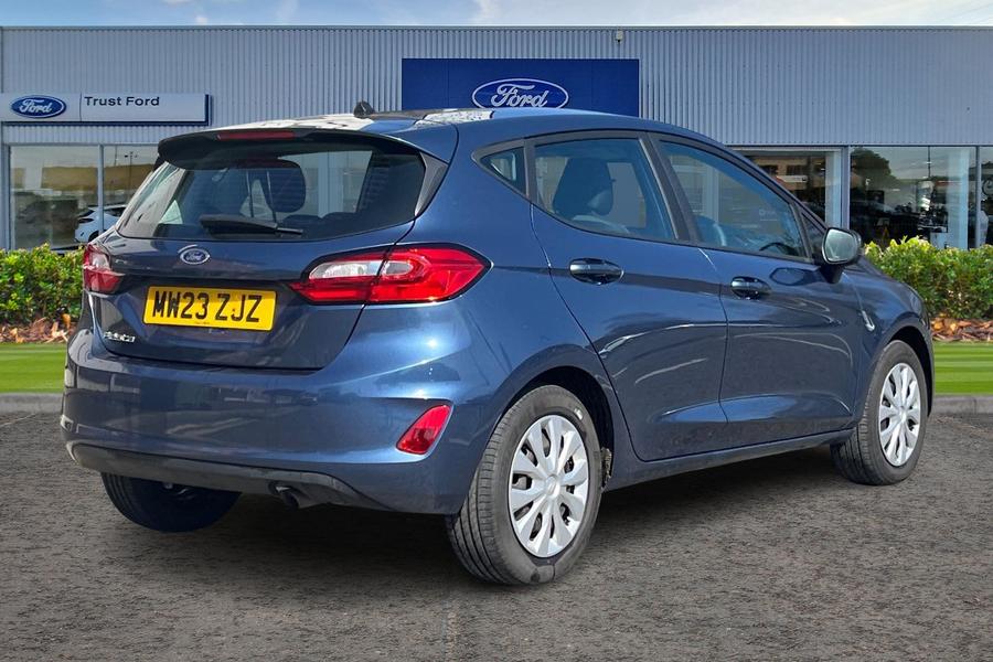 Ford FIESTA Photo autoimg-38d2e8e6aef9b44520600dd7ce02af05146d8df6.jpg
