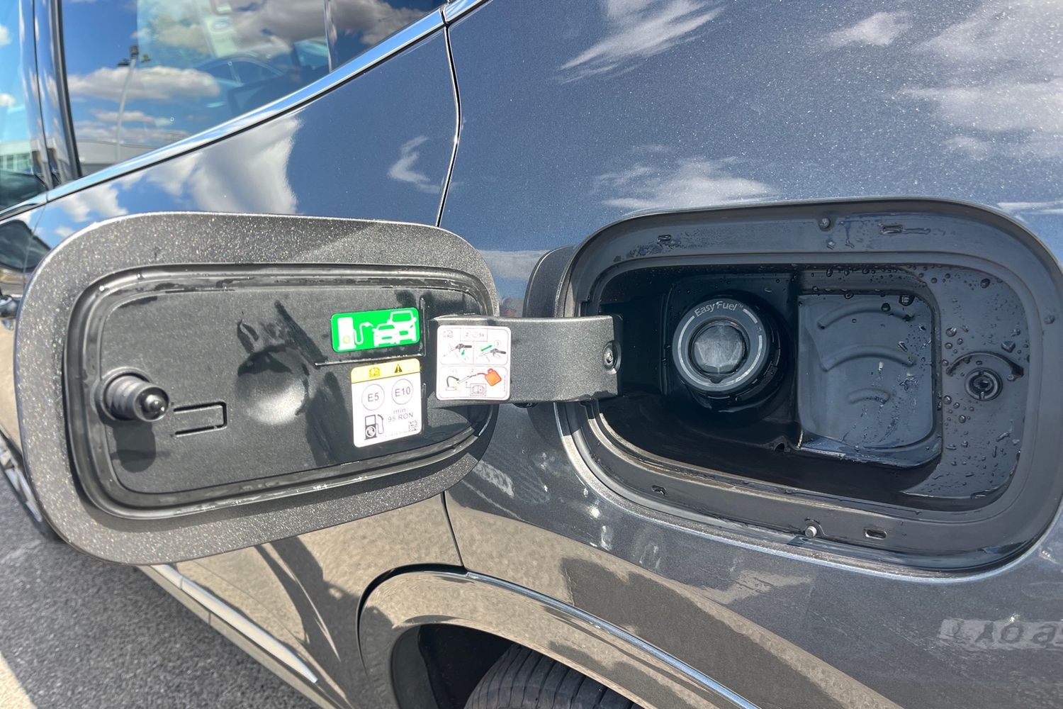 Ford KUGA Photo 38