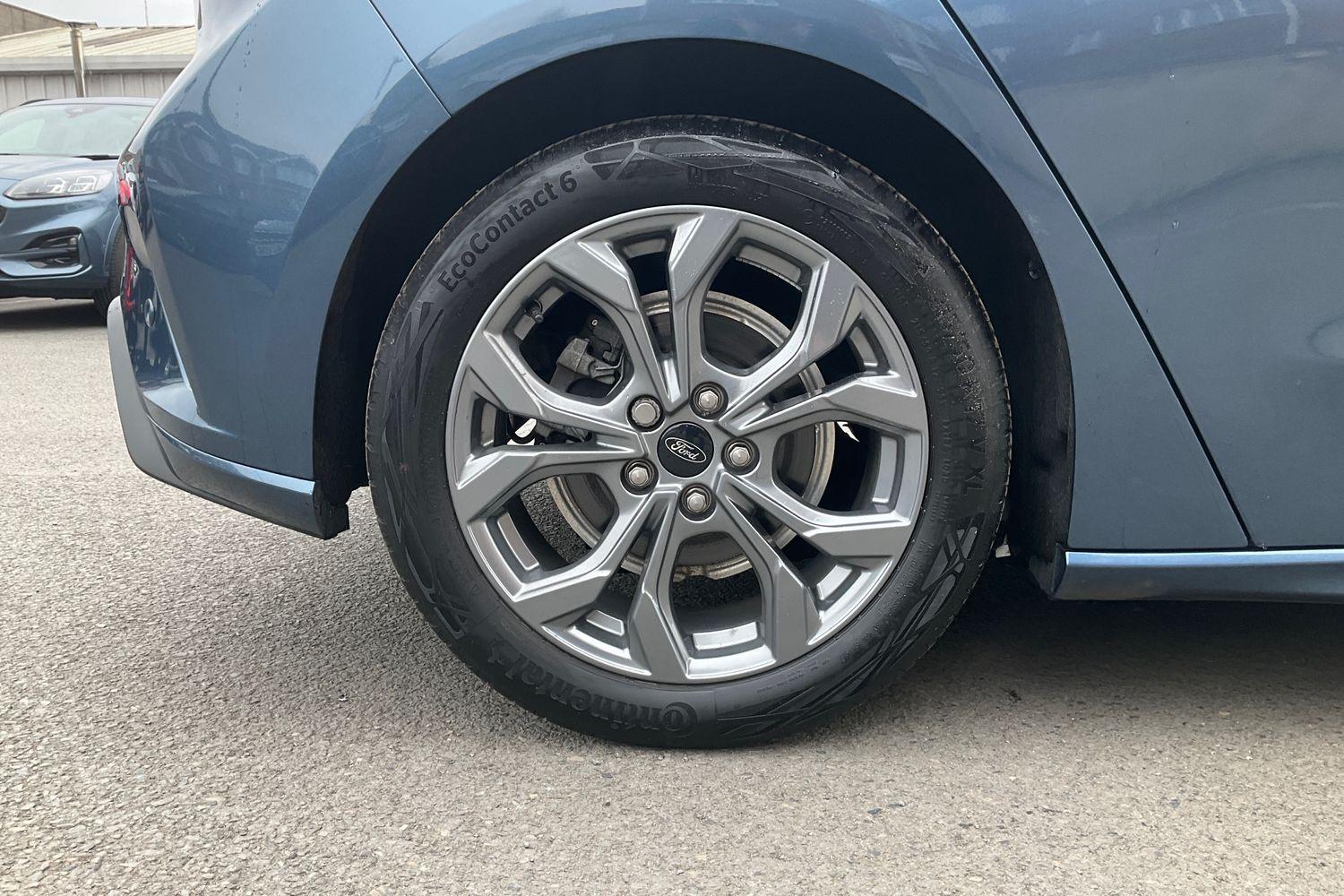 Ford Focus Photo 7