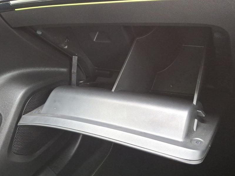 Used Peugeot E-2008 OY21RBZ 30