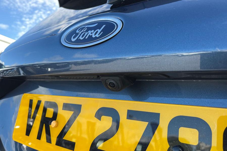 Ford FIESTA Photo autoimg-38e8352614ee52e98f762f182b3b3ed0dcce373d.jpg