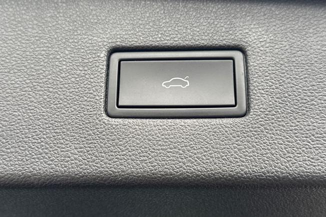 VOLKSWAGEN Tiguan Allspace Photo 25