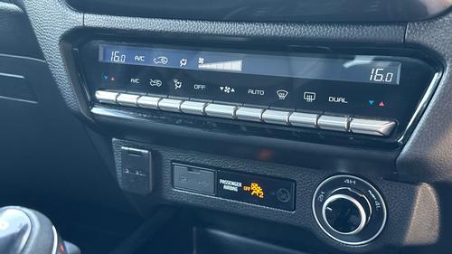 Isuzu D-Max Photo autoimg-38e9569b9556d7cc05a8903dd51abc3f662e34cc.jpg