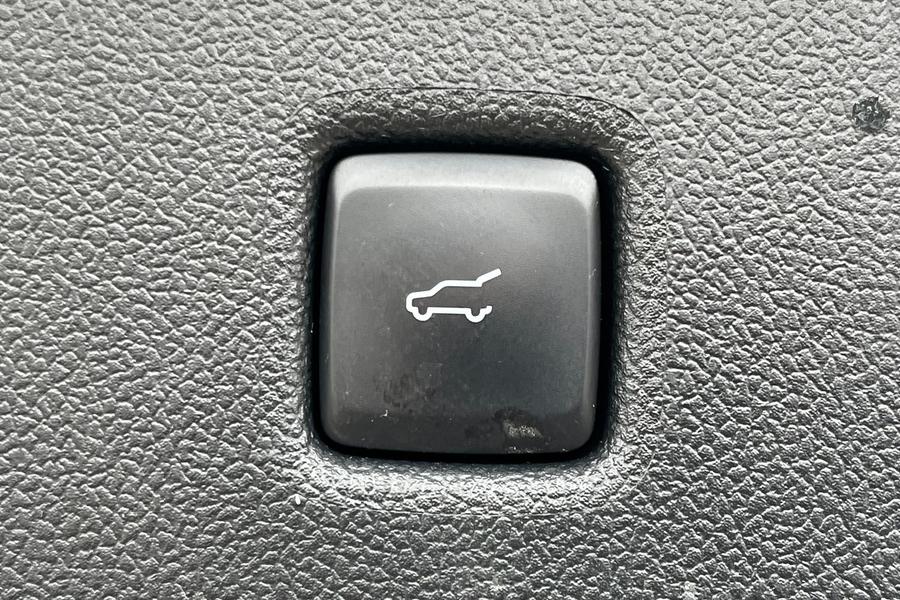 Ford KUGA Photo autoimg-38ed237f1abb09e7644f8bbb55a1f4cbb97224ef.jpg