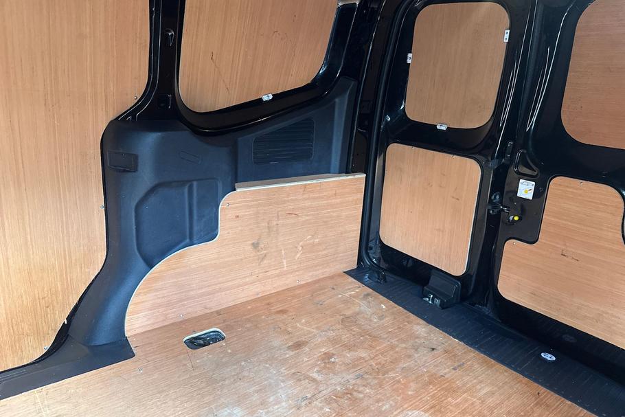 Used FORD TRANSIT COURIER HS24XGT 4