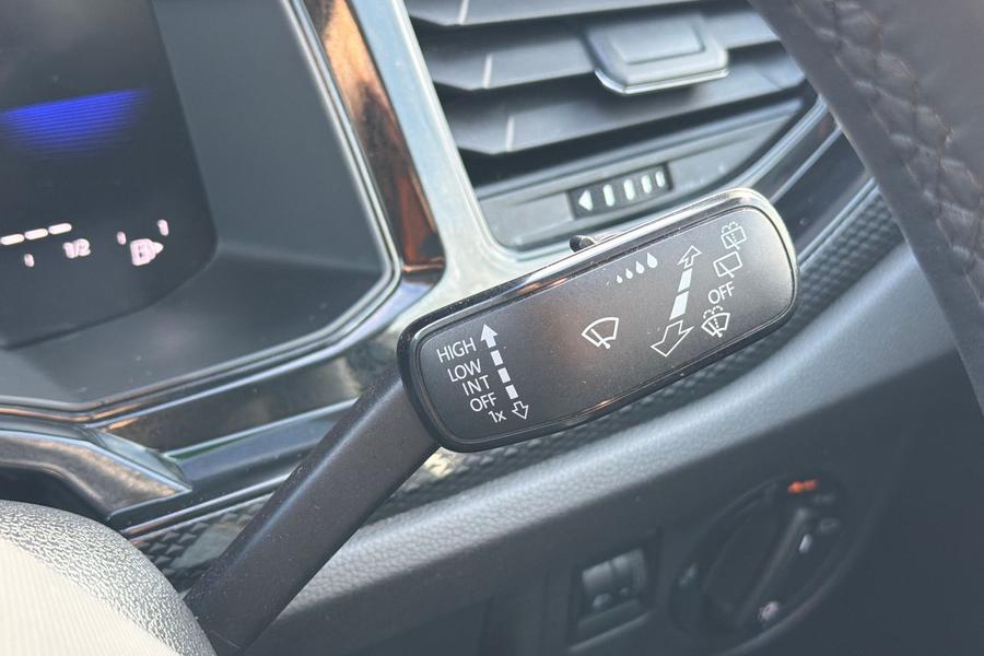 Volkswagen POLO Photo autoimg-38f8844d78974916316613f4f3620dd158bac6fe.jpg