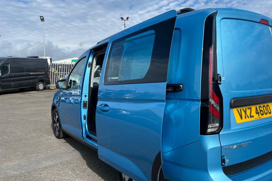 Ford TRANSIT CONNECT Photo autoimg-38f9436ddca6819ecbf7c429b69ca98ae884e5eb.jpg