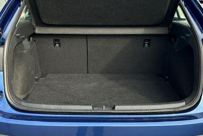 VOLKSWAGEN Taigo Photo 12