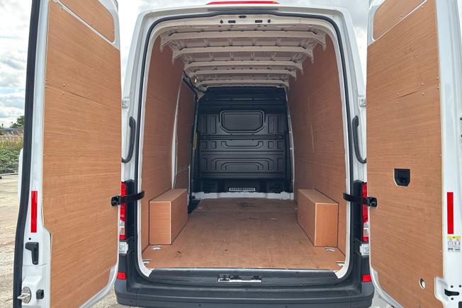 Volkswagen Crafter Photo 12